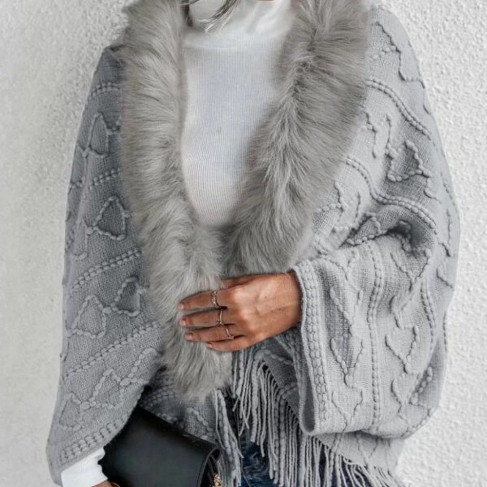 Gray Faux fur Trim Textured Knit  Open front Sweater Cardigan - Picture 3 of 9